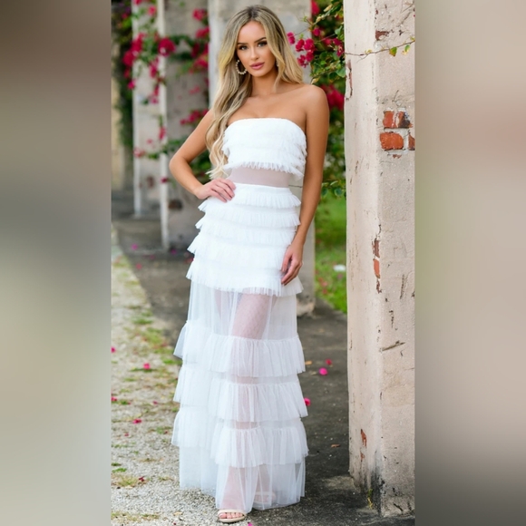 NWT Velvi‎ White Strapless Tulle Tiered Ruffle Sheer Maxi Dress Long Gown XS - Picture 1 of 15
